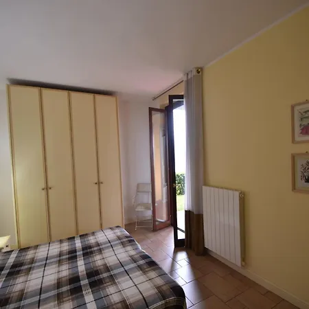 Belvilla By Oyo Vigneto A1, Cleaning Included Oggebbio