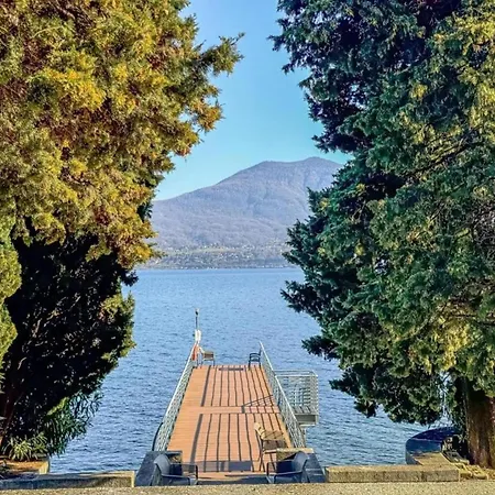 Apartment By Lake Maggiore With Pool, Cleaning Included Apartman *