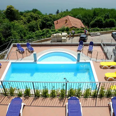 Apartment By Lake Maggiore With Pool, Cleaning Included Apartman *