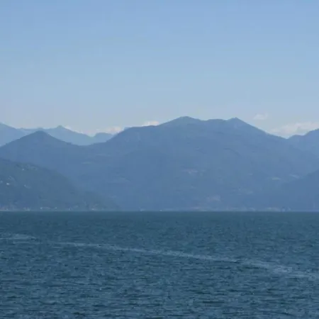 Apartment By Lake Maggiore With Pool, Cleaning Included Apartman